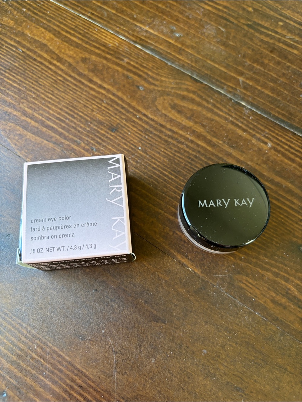 Mary Kay Beach Blond Cream Eye Shadow